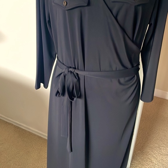Talbots V-Neck Faux Wrap Dress 3/4 Sleeves. - Picture 4 of 9